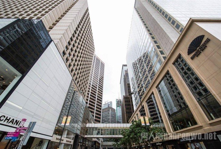 仰拍建筑物 仰拍建筑物