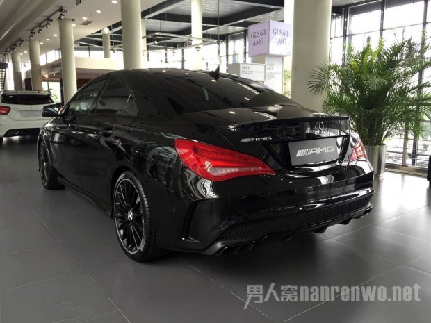 奔驰AMG CLA 45 4MATIC外观 奔驰AMG CLA 45 4MATIC外观