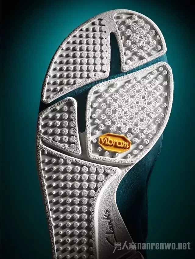 “Vibram”黄金大底 “Vibram”黄金大底