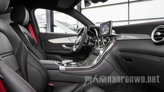 奔驰AMG GLC 43 Coupe性能 奔驰AMG GLC 43 Coupe性能