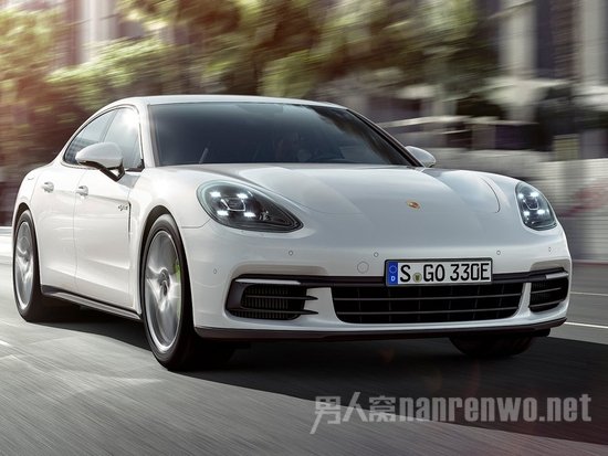 保时捷Panamera 4 E-Hybrid 保时捷Panamera 4 E-Hybrid