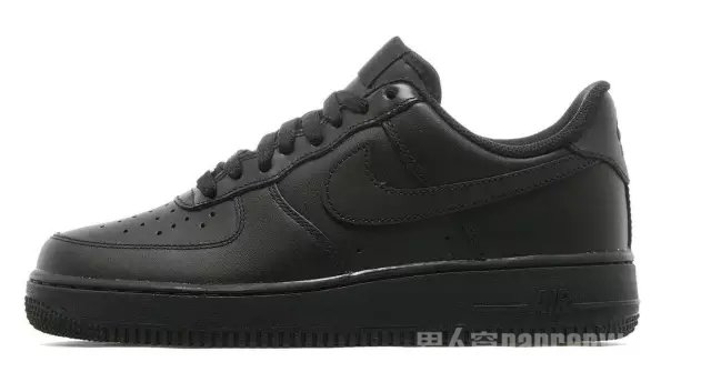 NIKE Airforce 1 NIKE Airforce 1