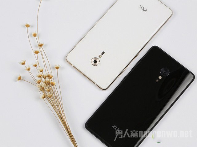 ZUK Z2 Pro 背面 ZUK Z2 Pro 背面