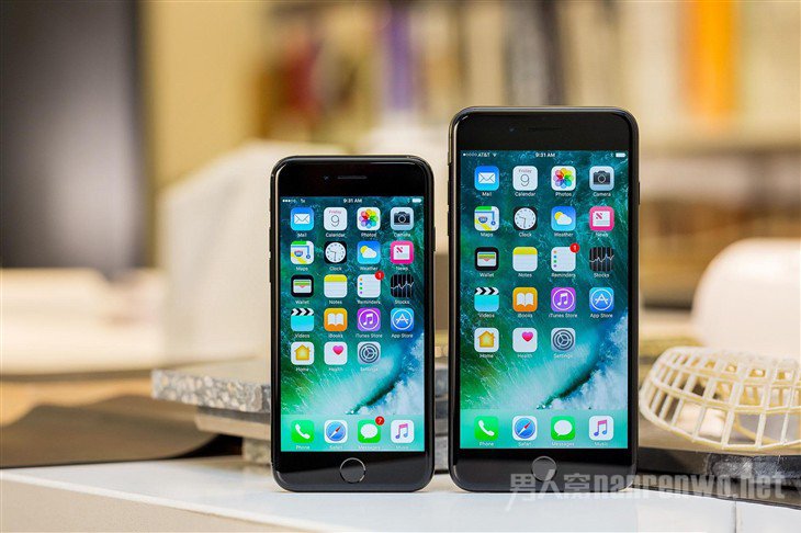 iPhone 8系列 iPhone 8系列