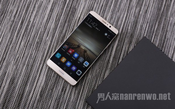 华为Mate 9外观整体变化不大 华为Mate 9外观整体变化不大