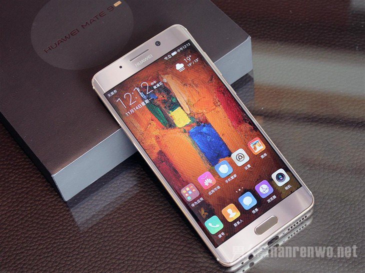 华为Mate 9外观 华为Mate 9外观