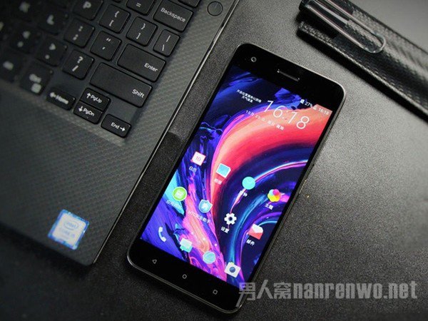 HTC Desire 10 Pro黑色版 HTC Desire 10 Pro黑色版