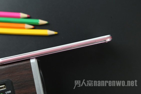 酷比A3右侧面设计 酷比A3右侧面设计