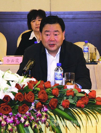 2005年5月12日上午,与陕北油老板对话,时任榆林市王
