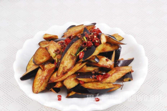 手撕茄子 手撕茄子
