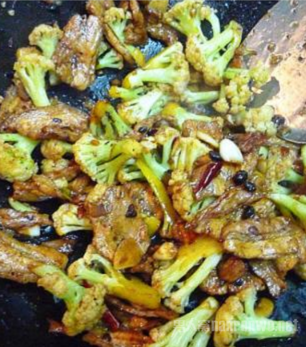 干煸花菜怎么炒好吃窍门 干煸花菜怎么炒好吃窍门