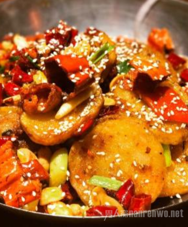 家庭版干锅土豆片的做法 家庭版干锅土豆片的做法