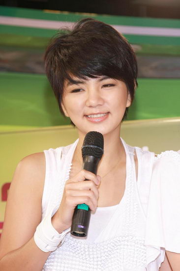 吴青峰曝Ella是变性人 ELLA坦承曾动过变性手术:吴青峰
