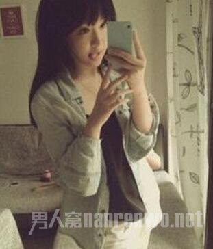 张艺兴女友李琪琪酷似唐嫣 李琪琪微博布景曝光:张艺兴承认过李琪琪吗