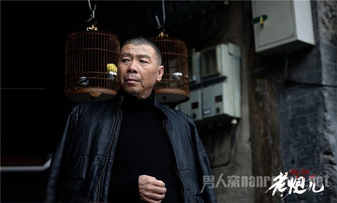 谁说冬季有必要高领毛衣 短脖族必备V领要说话:0一1岁宝宝毛衣编织法