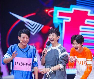 鹿晗何炅关系