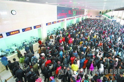 火车票迎退票潮