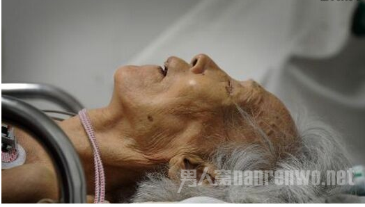 68岁老人拾荒老人冻死窑洞：生活靠救济 儿女家境殷实