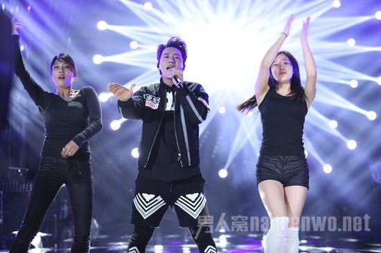 黄致列改编《BANG BANG BANG》