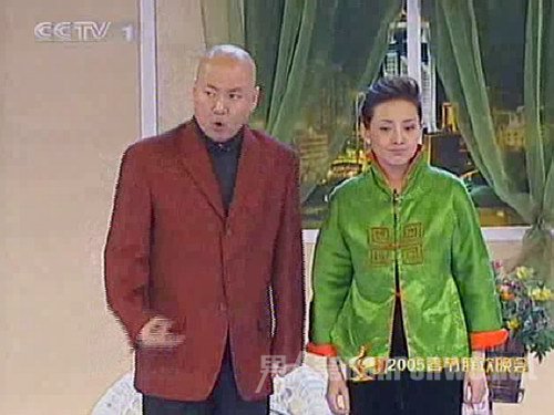 　2005年，郭冬临与牛莉合作在央视晚会上表演小品《男子汉大丈夫》
