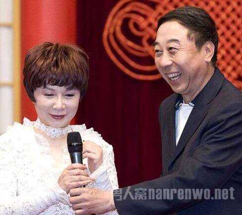 冯巩蔡明亮相