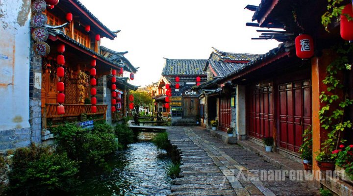 丽江旅游防骗攻略：警惕拉客大姐包车出游
