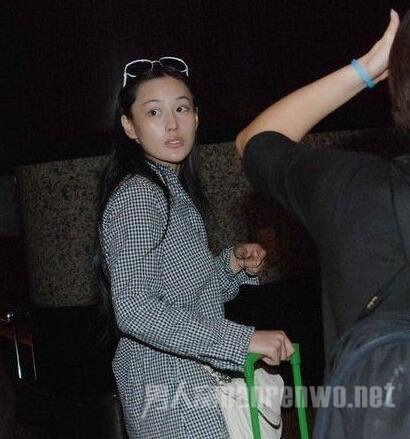 张馨予素颜正面照