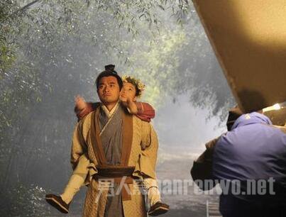 林妙可陈龙感情戏