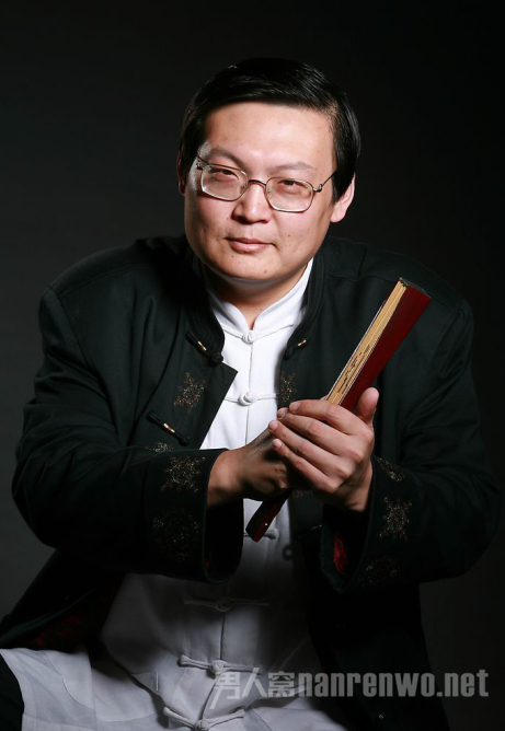 梁宏达