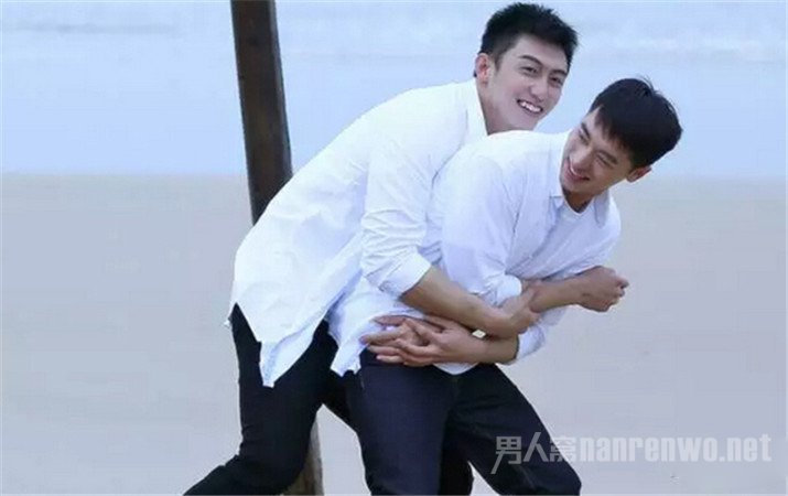 许魏洲黄景瑜各种亲亲抱抱