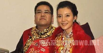 　车晓和老公