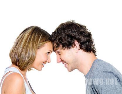 Ǵ