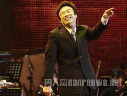 费玉清搞怪表演