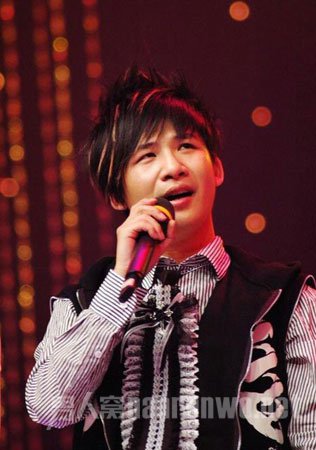 ����ΰ����