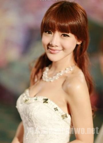 邓家佳甜美