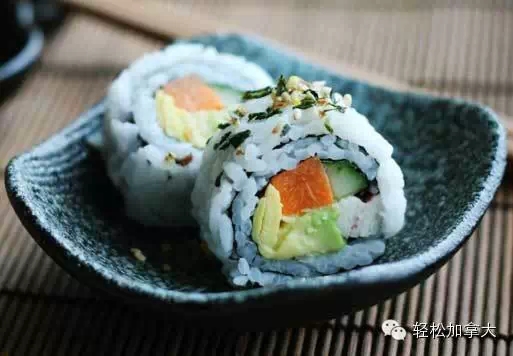 牛油果反卷寿司