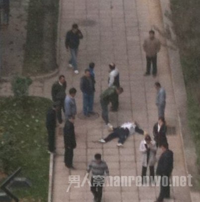将其情夫打死合力伪造车祸现场