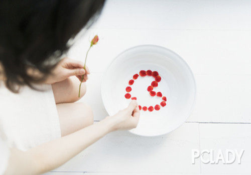 真的爱她就请闭眼