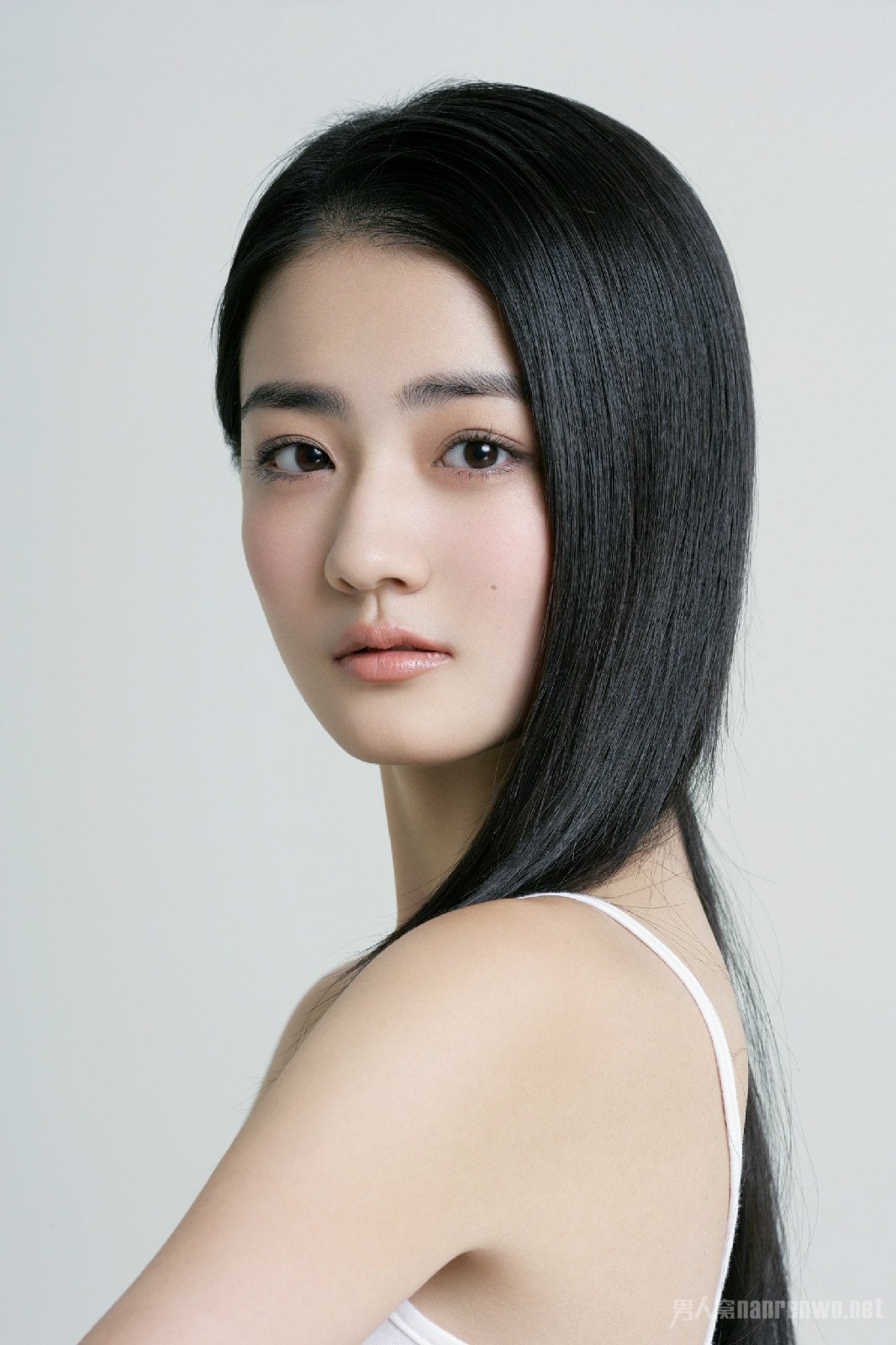贸