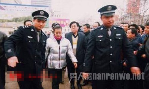 刘晓庆被带走资料