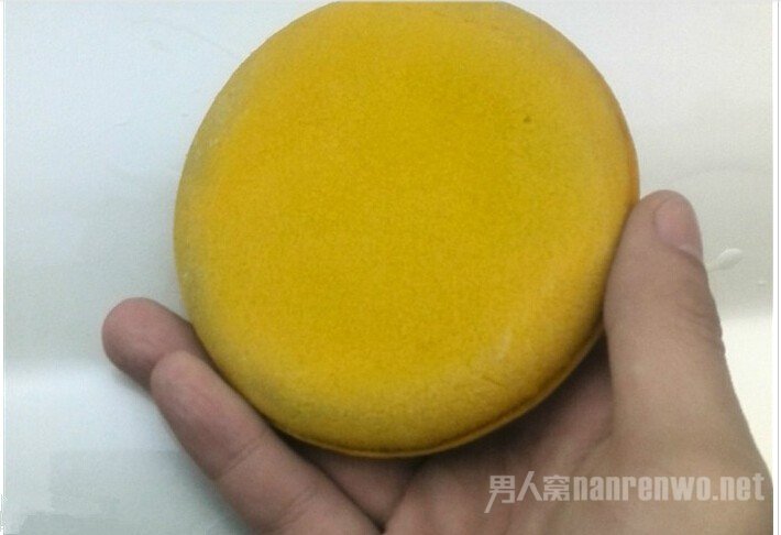 蜡要刮进海绵里