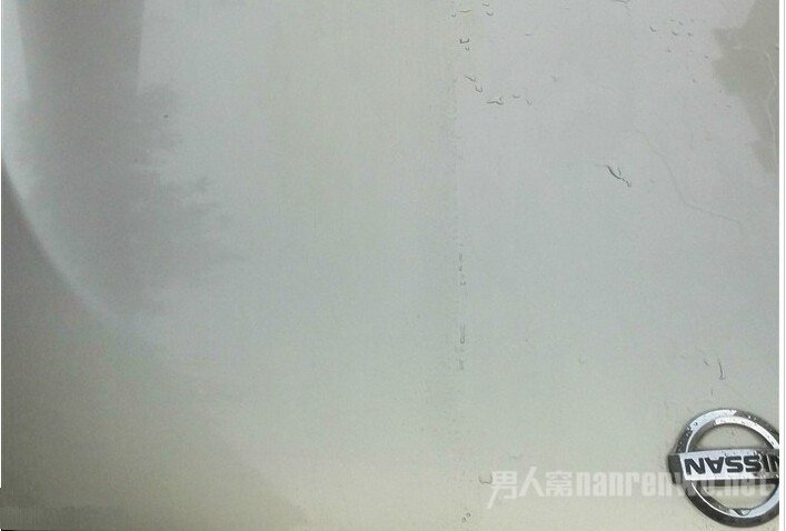 有蜡的地方没水