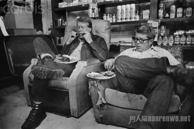 　　美国前总统Jimmy Carter (左) 是牛仔裤的忠实拥护者