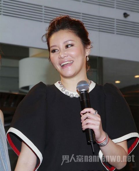 钟镇涛老婆范姜