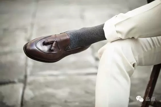 Ӣ