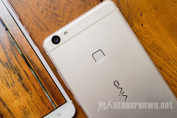 vivo X7