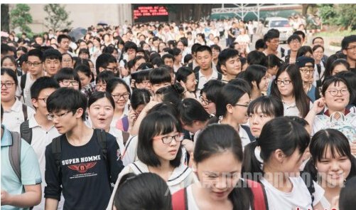 考生可申请成绩复核 仍有异议可再申请仲裁