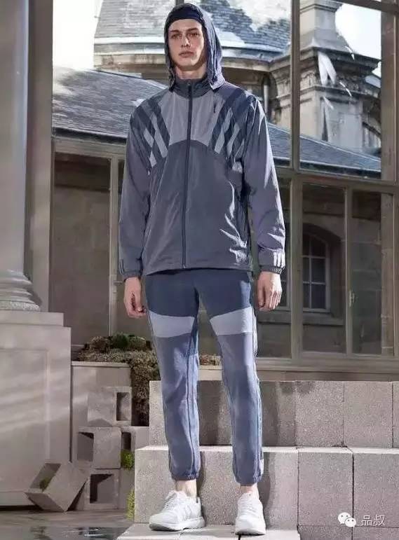 束脚