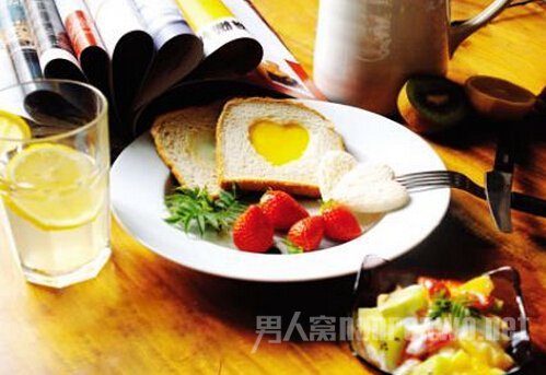 早餐吃太快
