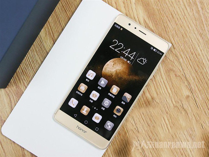 荣耀 V8 4GB+32GB 铂光金 全网通4G手机 双卡双待
